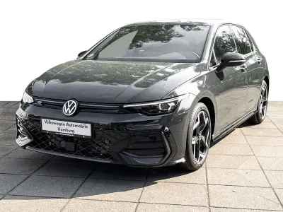 Neu VW Golf VIII R-line 150 PS (110 kW) 2025 Grau Limousine