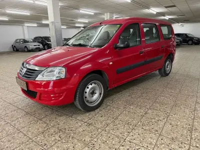Usata Dacia Logan MCV Ambiance 86 CV (63 kW) 2009 Rosso Station wagon