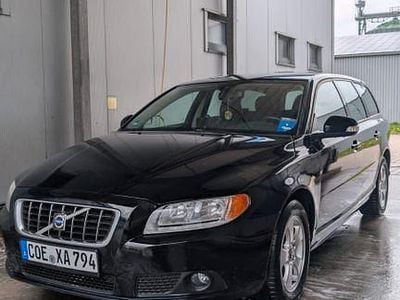 Gebraucht Volvo V70 Kinetic 185 PS (136 kW) 2009 Schwarz Kombi