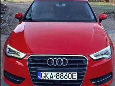 Gebraucht Audi A3 Ambiente 110 PS (80 kW) 2014 Rot Limousine