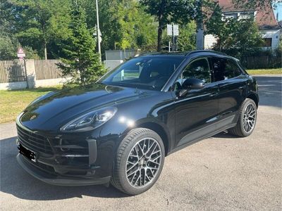 Porsche Macan S