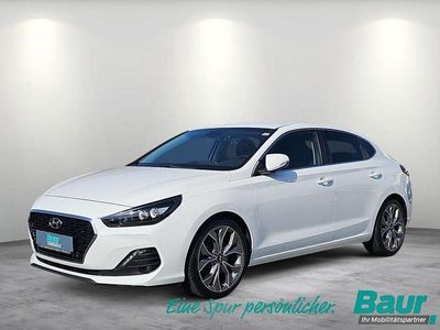 Gebraucht Hyundai i30 Style 140 PS (102 kW) 2018 Polar white uni Coupé