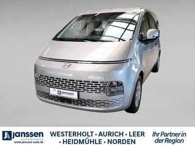 Silber Gebraucht 2024 Hyundai Staria Trend Van / Kleinbus | 43.490 € (Etwas zu teuer)