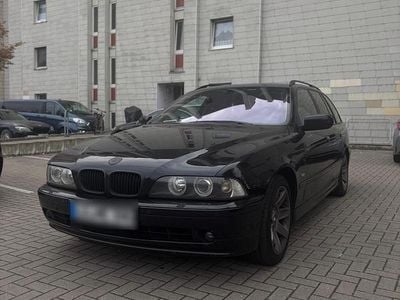BMW 525