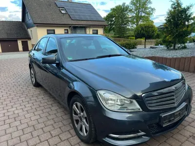 Gebraucht Mercedes C180 156 PS (114 kW) 2012 Grau Limousine
