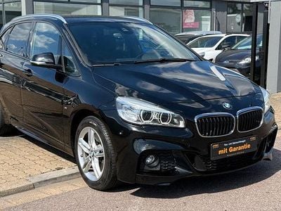 BMW 225