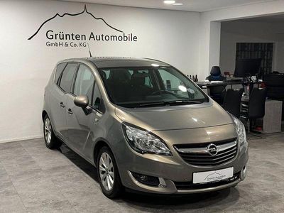 Braun Gebraucht 2016 Opel Meriva drive Van / Kleinbus | 7.690 € (Etwas zu teuer)