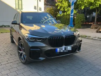 Gebraucht BMW X5 M Sport 394 PS (289 kW) 2021 Grün SUV
