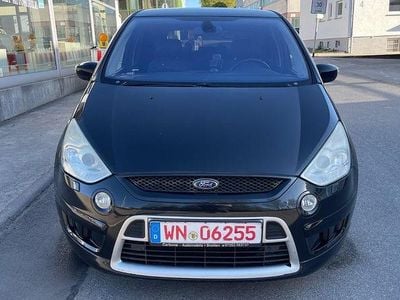 Usado Ford S-MAX Titanium S 175 HP (128 kW) 2009 Preto Monovolume
