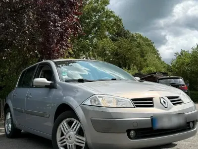 Gebraucht Renault Mégane II 101 PS (74 kW) 2004 Grau Kleinwagen