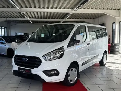 Second-hand Ford Transit Custom 131 CP (96 kW) 2023 Alb Monovolum