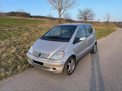 Gebraucht Mercedes A190 Avantgarde 125 PS (91 kW) 2002 Silber Van / Kleinbus