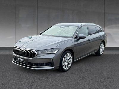 Gebraucht Skoda Superb Selection 204 PS (150 kW) 2024 Grau Kombi