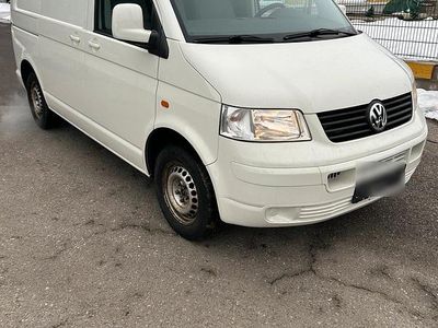 Weiß Gebraucht 2007 VW Transporter Van | 10.900 € (Etwas zu teuer)