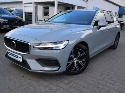 Second-hand Volvo V60 Core 197 CP (144 kW) 2024 Gri Break