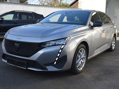 Gebraucht Peugeot 308 SW Active 131 PS (96 kW) 2023 Grau Kombi