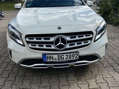Mercedes GLA200