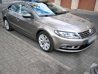 Gebraucht VW Passat 140 PS (102 kW) 2014 Limousine