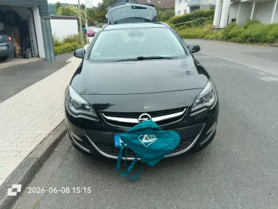 Gebraucht Opel Astra Eco 136 PS (100 kW) 2014 Schwarz Kombi