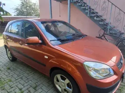 Gebraucht Kia Rio Base 97 PS (71 kW) 2006 Orange Limousine