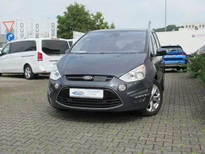 Gebraucht Ford S-MAX Titanium 200 PS (147 kW) 2012 Grau Van / Kleinbus
