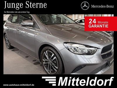 Grau Gebraucht 2024 Mercedes B200 Advanced Van / Kleinbus | 33.480 € (Etwas zu teuer)