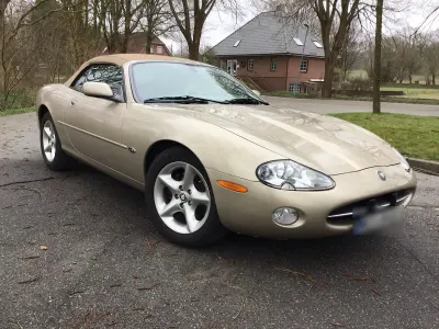 Gebraucht Jaguar XK 284 PS (208 kW) 2001 Gold Cabrio