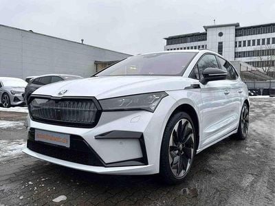 Moonweiss metallic Gebraucht 2022 Skoda Enyaq iV SportLine SUV | 34.950 € (Fairer Preis)
