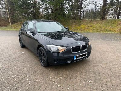 gebraucht BMW 120 d Lim. 5-trg. /Automatik/Leder/Schiebedach