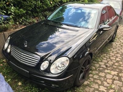 Mercedes E220