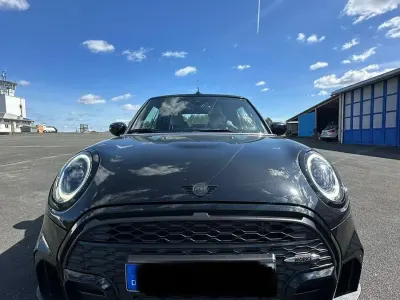 Używany Mini Cooper Chili 136 KM (100 kW) 2021 Czarny Hatchback