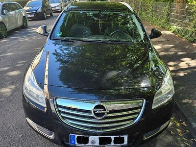 Schwarz Gebraucht 2013 Opel Insignia Sport Kombi | 3.500 € (Fairer Preis)