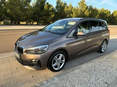 Gebraucht BMW 218 Gran Tourer Sport Line 140 PS (102 kW) 2019 Van / Kleinbus