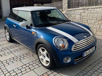 Usata Mini Cooper D 109 CV (80 kW) 2007 Blu Utilitaria
