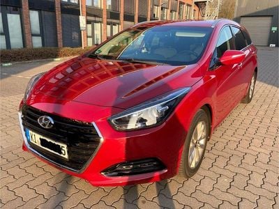 Usata Hyundai i40 Trend 165 CV (121 kW) 2017 Rosso Berlina