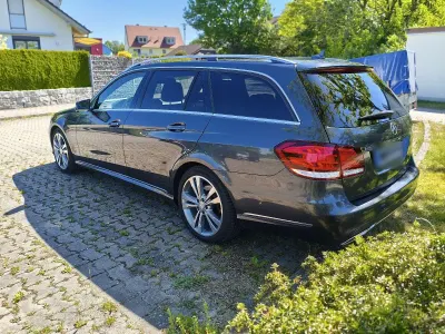 Gebraucht Mercedes E350 Avantgarde 258 PS (189 kW) 2016 Grau Kombi
