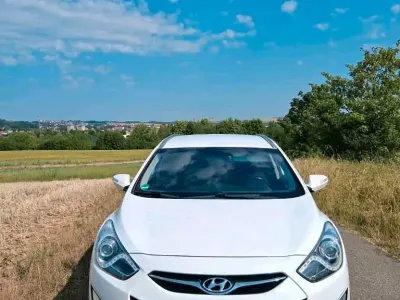 Gebraucht Hyundai i40 136 PS (100 kW) 2012 Weiß Kombi