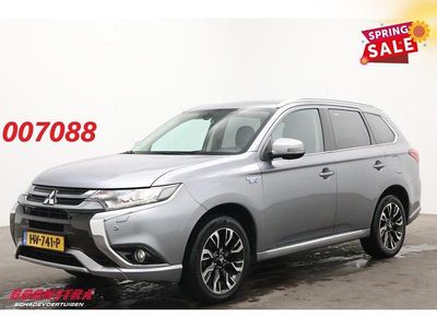 Second-hand Mitsubishi Outlander P-HEV Edition 203 CP (149 kW) 2015 Gri SUV
