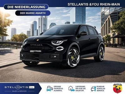Neu Abarth 600e Turismo 174 kW (237 PS) 2026 Schwarz SUV