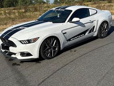 Gebraucht Ford Mustang GT 441 PS (324 kW) 2015 Weiß Coupé