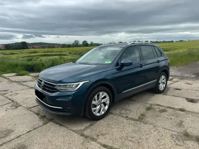 Gebraucht VW Tiguan Active 131 PS (96 kW) 2021 Blau SUV