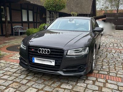 Second-hand Audi S8 plus Sport 605 CP (444 kW) 2017 Gri Berlinǎ