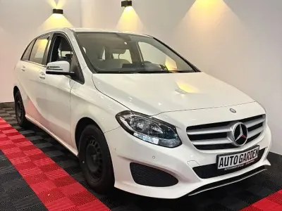 Gebraucht Mercedes B160 90 PS (66 kW) 2015 Weiß Van / Kleinbus