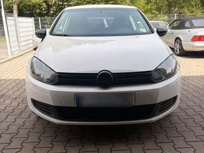 Gebraucht VW Golf VI Trendline 80 PS (58 kW) 2009 Weiß Kleinwagen