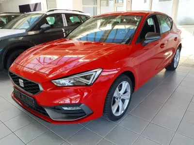 Gebraucht Seat Leon FR 204 PS (150 kW) 2022 Reinrot Limousine