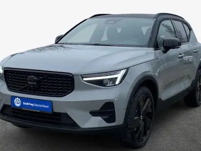 Nuova Volvo XC40 Plus 163 CV (119 kW) 2026 Grigio SUV
