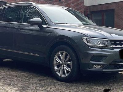 Gebraucht VW Tiguan Highline 150 PS (110 kW) 2020 Grau SUV