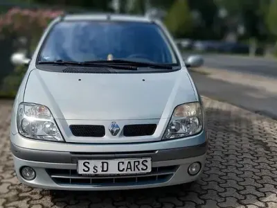 Gebraucht Renault Scénic Authentique 107 PS (78 kW) 2003 Silber Van / Kleinbus