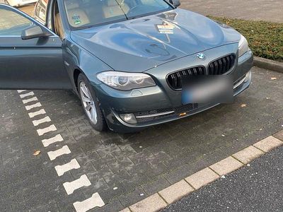 Gebraucht BMW 530 258 PS (189 kW) 2011 Grün Limousine