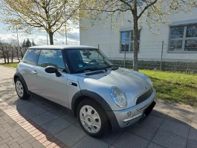 Gebraucht Mini ONE 90 PS (66 kW) 2003 Silber Kleinwagen